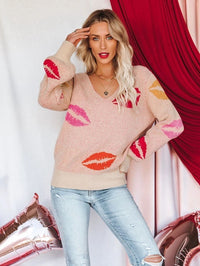 KISS Lips V-Neck Sweater: New Women's Fashion in Cored Yarn