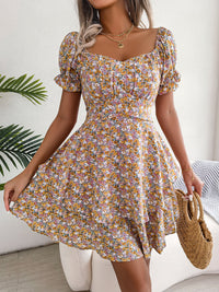 Women's Floral Mini Dress: High-Waist Summer Style with Loose Hem & Short Sleeves