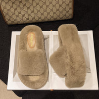 Women's Plush Slippers: Cozy Thick-Soled Home Comfort